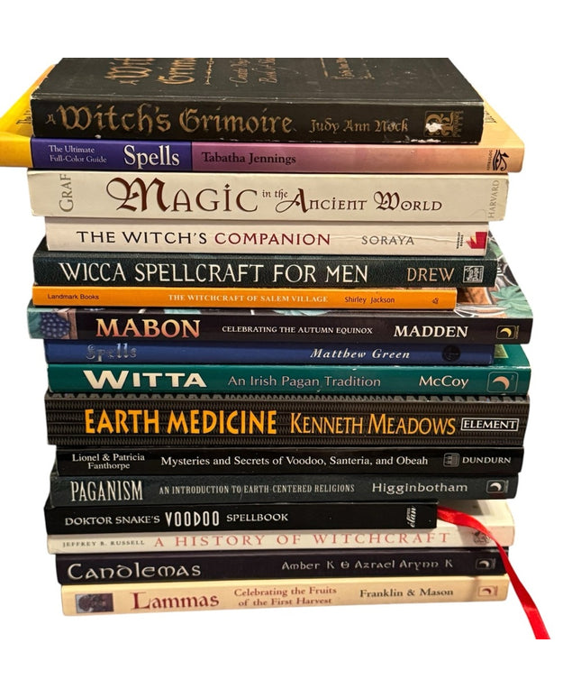 WICCA HUGE LOT 16 pcs of Spiritual Witchcraft Books Spells Voodoo Pagan …