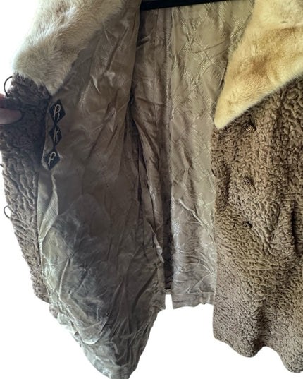 Vintage Mid Century Blonde Curly Persian Lamb  Women's fur Coat mink collar 1970