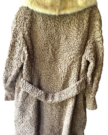 Vintage Mid Century Blonde Curly Persian Lamb  Women's fur Coat mink collar 1970