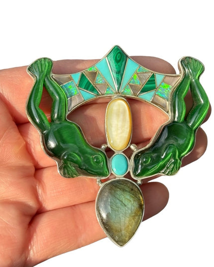 RARE  Sajen 925 Sterling silver brooch pendant gemstone inlay frog state…