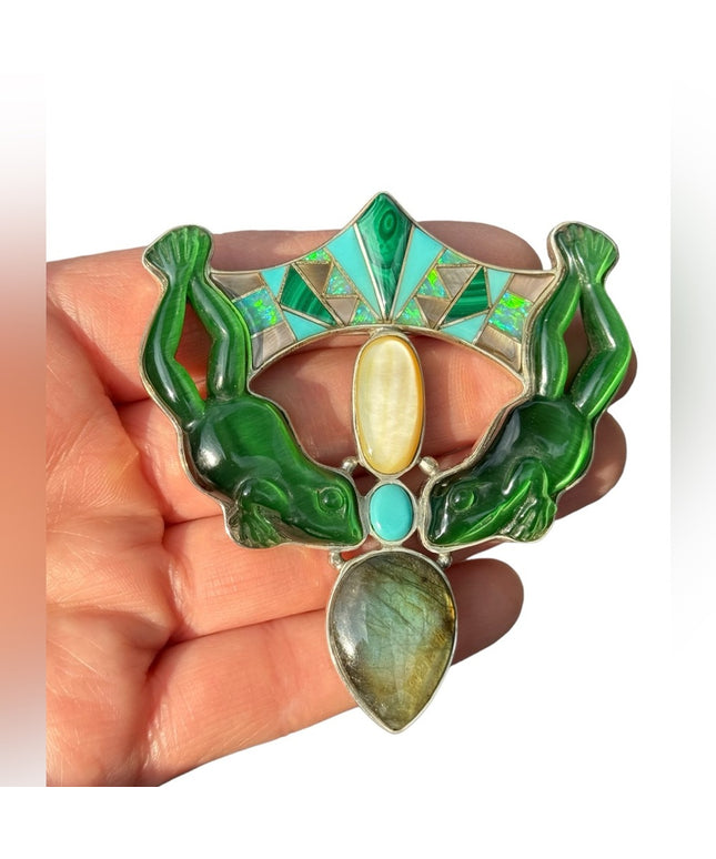 RARE  Sajen 925 Sterling silver brooch pendant gemstone inlay frog state…