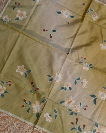 Vintage NWT Hanae Mori Floral Lace Scarf
