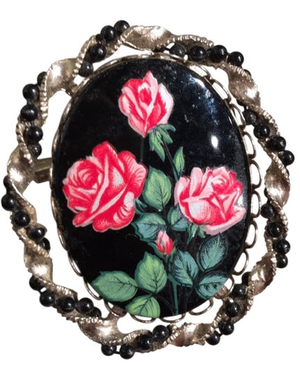 Vintage Flower 🌸 cameo brooch silver tone