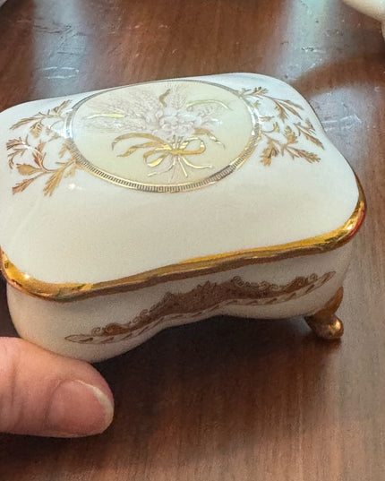 Elegant Vintsge Limoges Gold and Cream Floral Small Jewelry Trinket Box