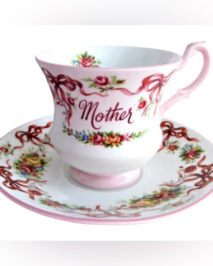Floral Queen Mother Pretty Floral Vintage Teacup and Saucer Set