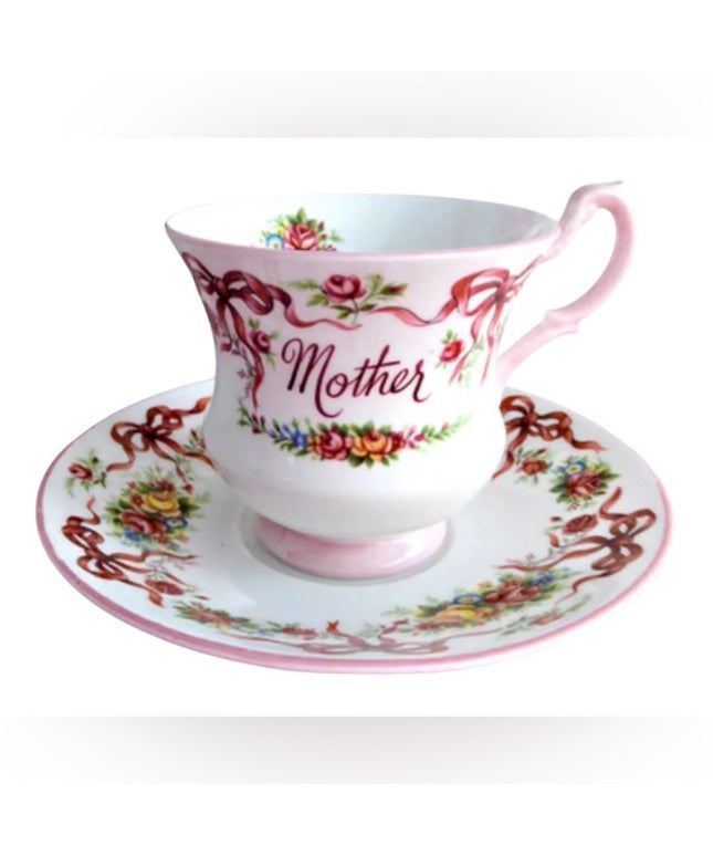 Floral Queen Mother Pretty Floral Vintage Teacup and Saucer Set