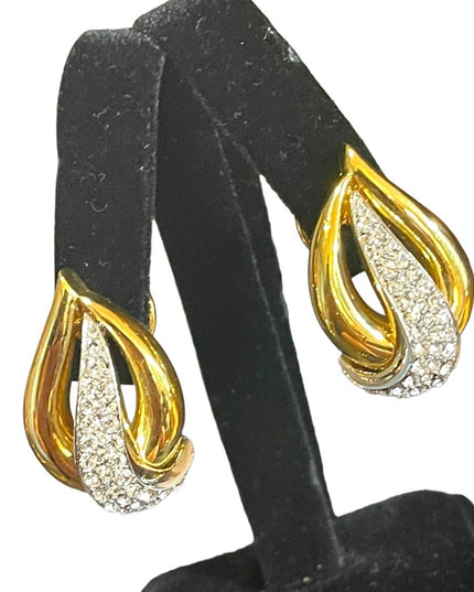 - Fine Oscar De La Renta Gold plate rhinestone tear drop pierced earrings
