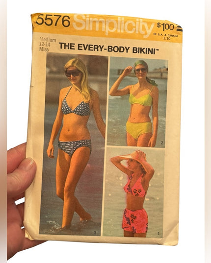 Simplicity #5576 Vintage Women's UNCUT BIKINI Sewing Pattern 5576 C1973