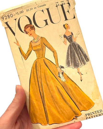Vintage Vogue #9280 Womens fancy Dress c1950s Sewing Pattern SZ14 B34