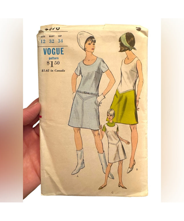 Vogue #6570 Vintage Sewing Pattern Women's Dress jumper bloue UNCUT SZ 12 C1960s