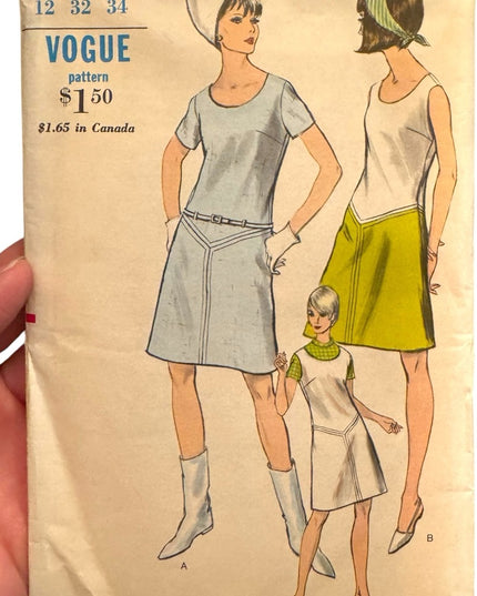 Vogue #6570 Vintage Sewing Pattern Women's Dress jumper bloue UNCUT SZ 12 C1960s