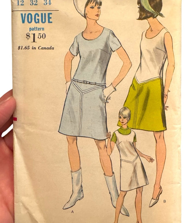 Vogue #6570 Vintage Sewing Pattern Women's Dress jumper bloue UNCUT SZ 12 C1960s