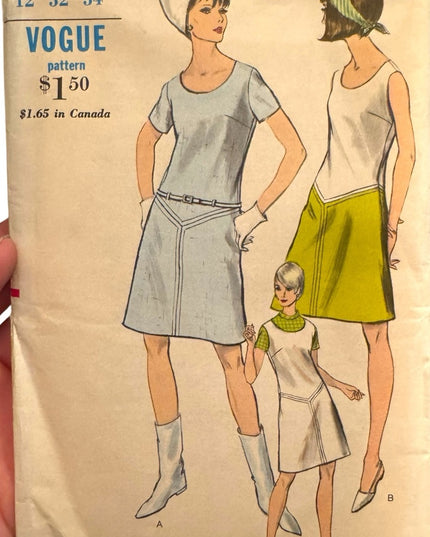 Vogue #6570 Vintage Sewing Pattern Women's Dress jumper bloue UNCUT SZ 12 C1960s