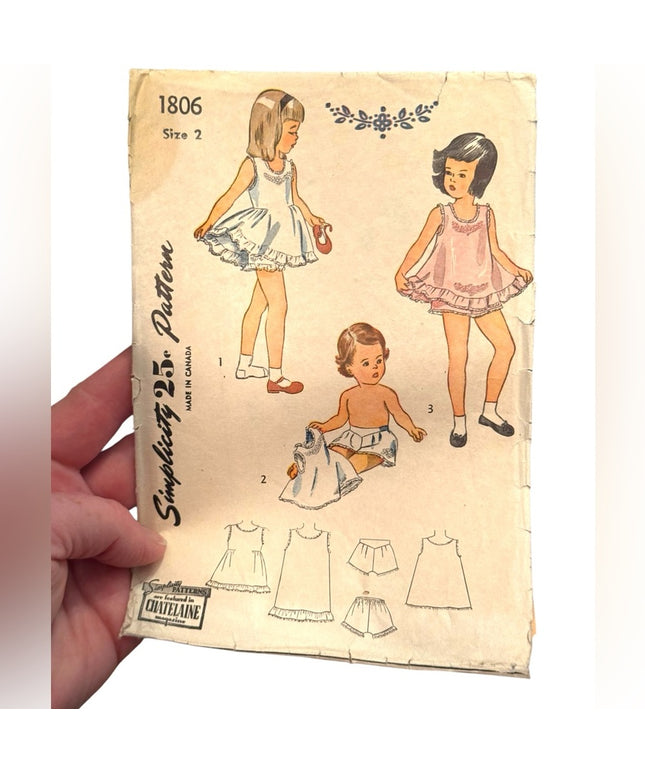 Vintage #1806 Simplicity Sewing Pattern Children's Dresses SZ 2 C1950s