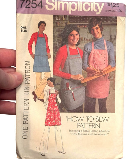 Simplicity #7254 Apron Sewing Pattern HOW TO SEW Vintage Designs UNCUT