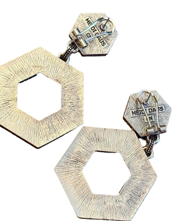 Lovely Heidi Daus substantial rhinestone dangle earrings with blue and b…