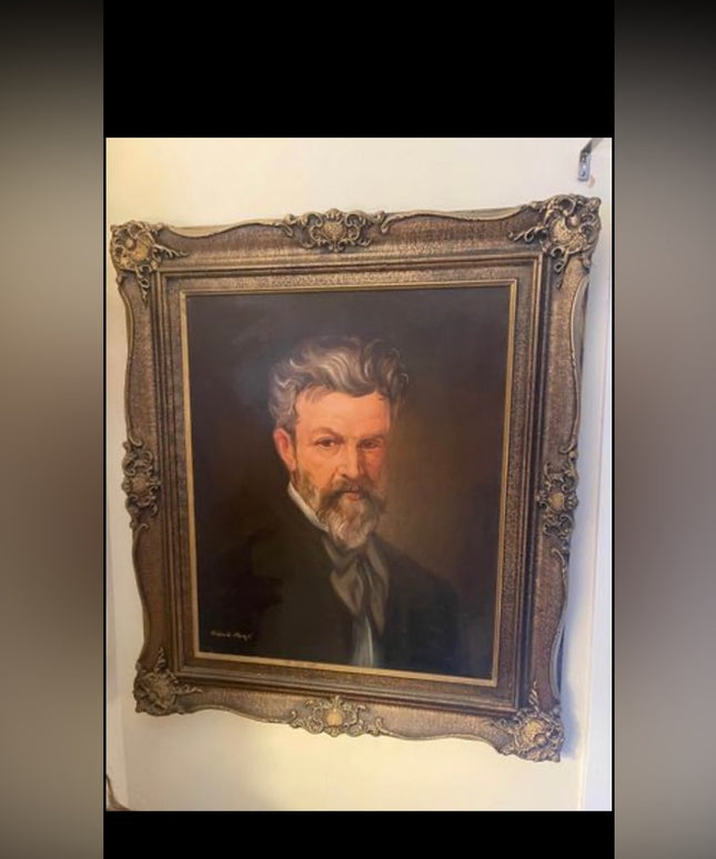 Lovely Antique  oil painting professional Victorian man ornate solid woo…