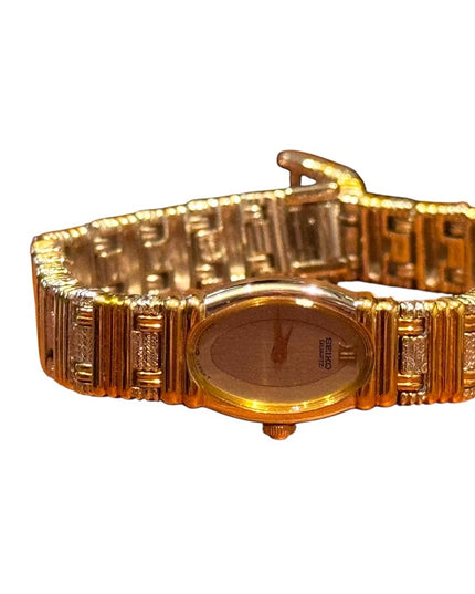 Vintage Seiko Two-Tone Gokd & Silver  Women's Timepiece watch Like New 6”