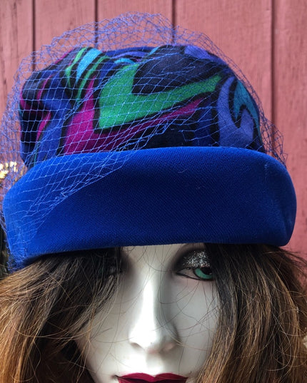Vintage 1960s blue velvet hat printed beautiful’