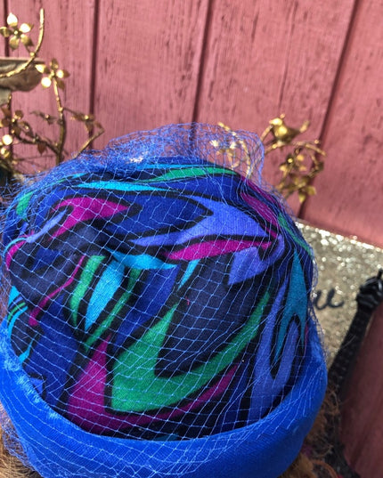Vintage 1960s blue velvet hat printed beautiful’