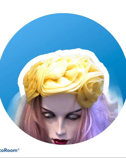 Vintage Canadian Made Yellow flower hat facinator So pretty’ spring Events