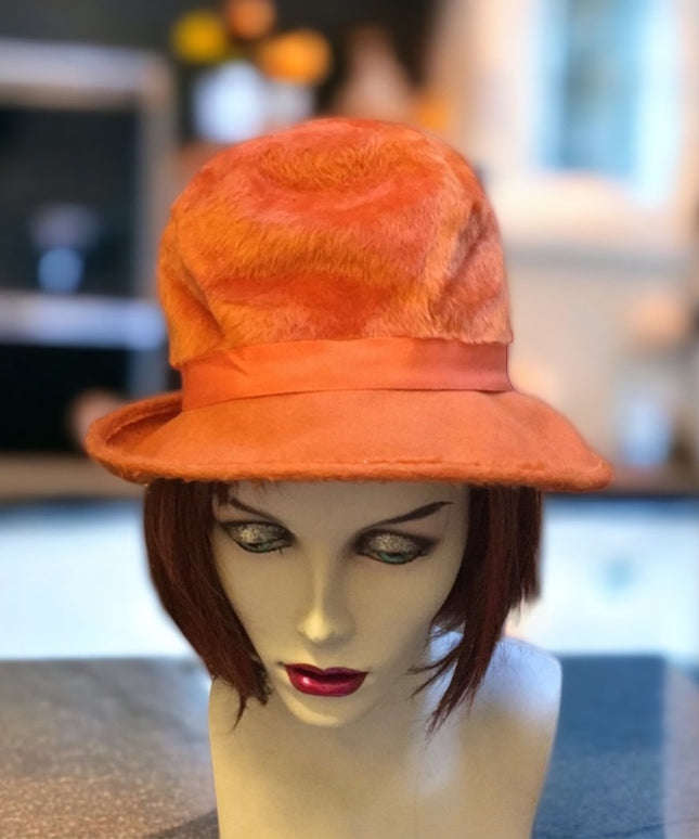- Vintage Orange Designer High Society Fun Fashion felt HAT Cloche SM