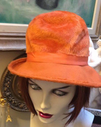 - Vintage Orange Designer High Society Fun Fashion felt HAT Cloche SM