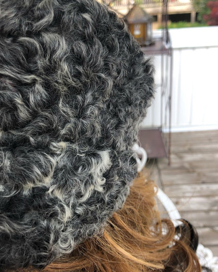 VinTage silver Persian curly lamb fur hat medium Stunning