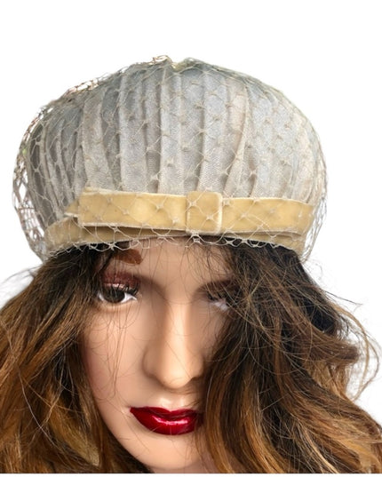 Vintage Mid Century 1960s Fancy hat sz small