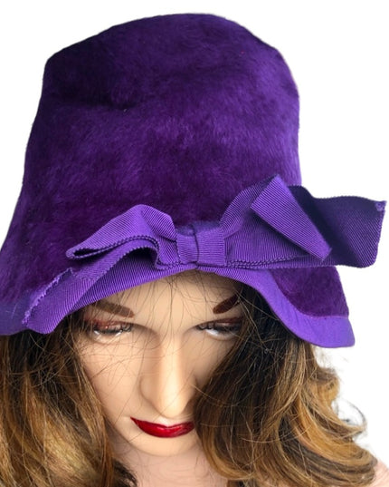 Vintage 1960s purple felt cloche hat small hippie boho