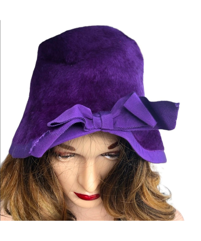 Vintage 1960s purple felt cloche hat small hippie boho