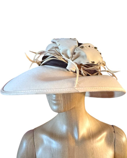 Elegant Vintage 1950s  Wide Brim Fancy Cream Women's Hat