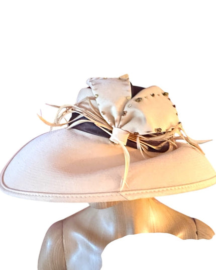 Elegant Vintage 1950s  Wide Brim Fancy Cream Women's Hat