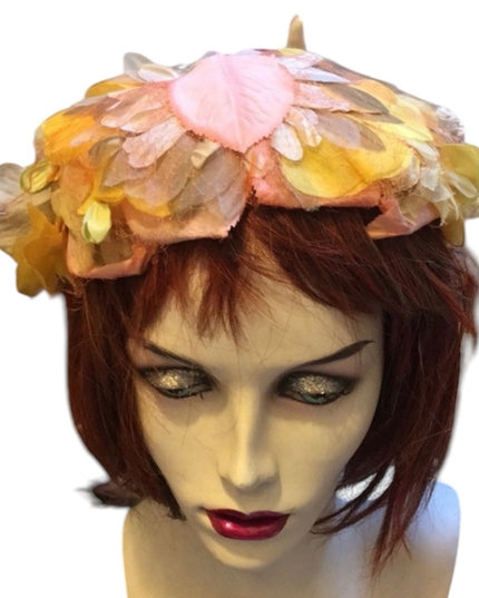 Vintage yellow flower facinator hat Beauty 1950s
