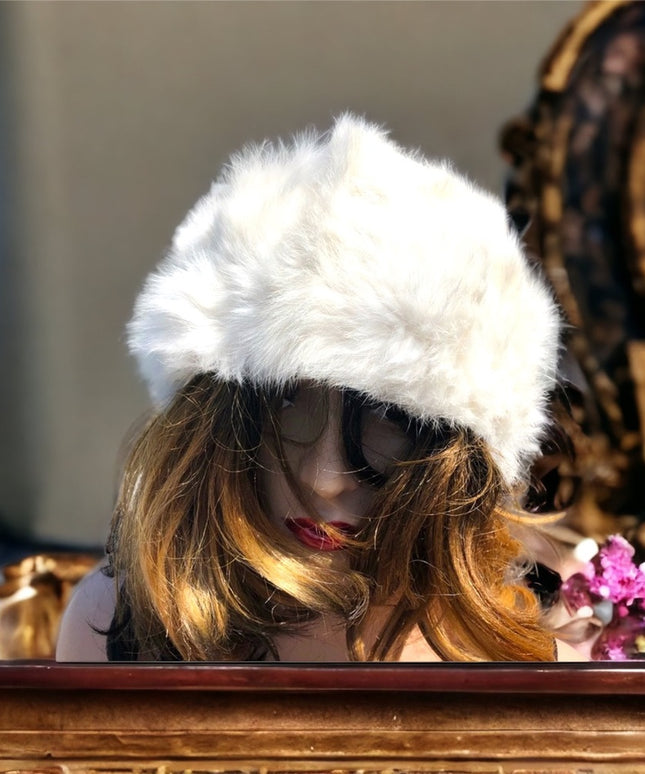 Vintage 1970s  Snow white rabbit fur hat Beauty!
