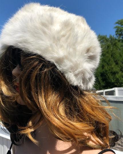 Vintage 1970s  Snow white rabbit fur hat Beauty!
