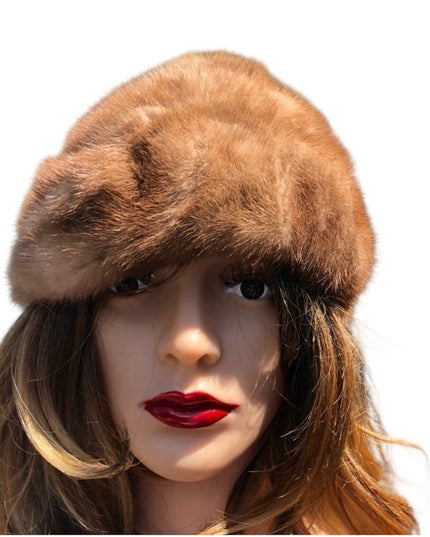Vintage 1970s Simpsons Blond Mink fur hat 20”
