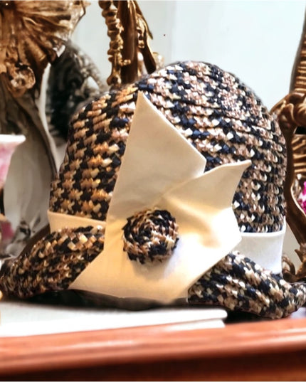 1960s Vintage Ms Lucille Straw bow bucket hat