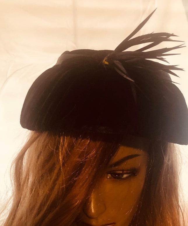 Vintage Black velvety hat w/ feather Paris Fashion