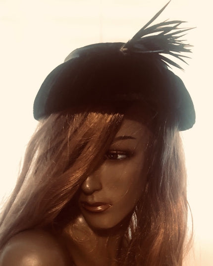 Vintage Black velvety hat w/ feather Paris Fashion