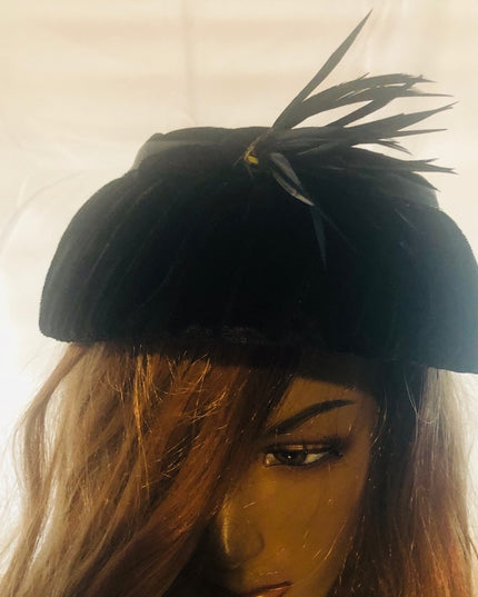Vintage Black velvety hat w/ feather Paris Fashion