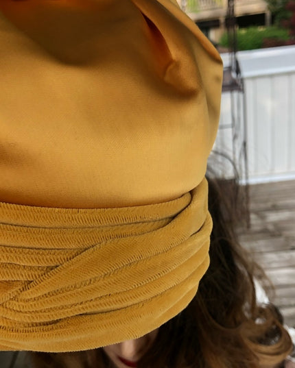 Vintage gold turban style felt velvet hat 1950s Glam