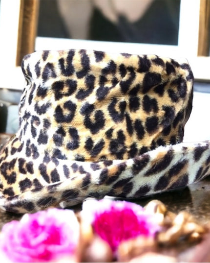 Vintage 1960s Faux  leopard fur cloche hat