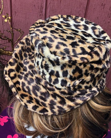 Vintage 1960s Faux  leopard fur cloche hat