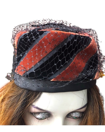 Vintage 1960s Pill box style hat Velvet Black orange