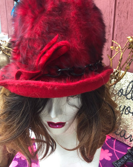 Vintage 1960s RED Faux fur Cloche With plastic chain