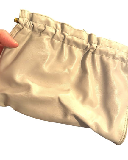 Elegant Vintage 1960s Cream Leather Kiss lock Clutch shoulder bag gold hardware