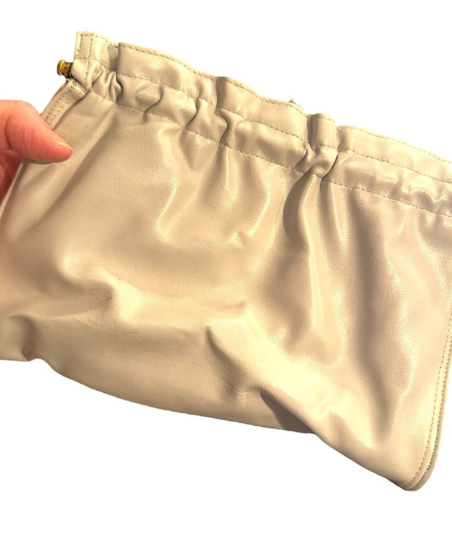 Elegant Vintage 1960s Cream Leather Kiss lock Clutch shoulder bag gold hardware