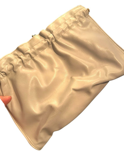Elegant Vintage 1960s Cream Leather Kiss lock Clutch shoulder bag gold hardware