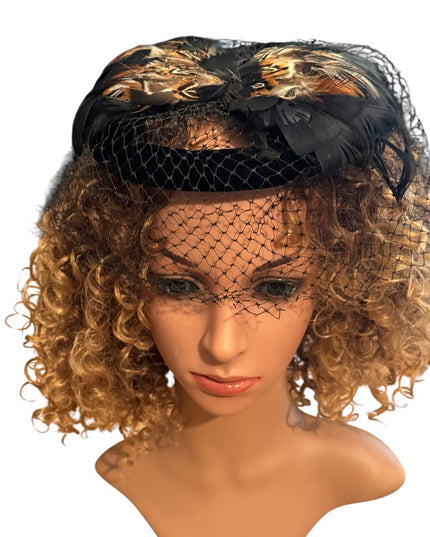 Fascinator Veil Vintage 1950’s Black Velvet Feathers Netting Pillbox Hat Church